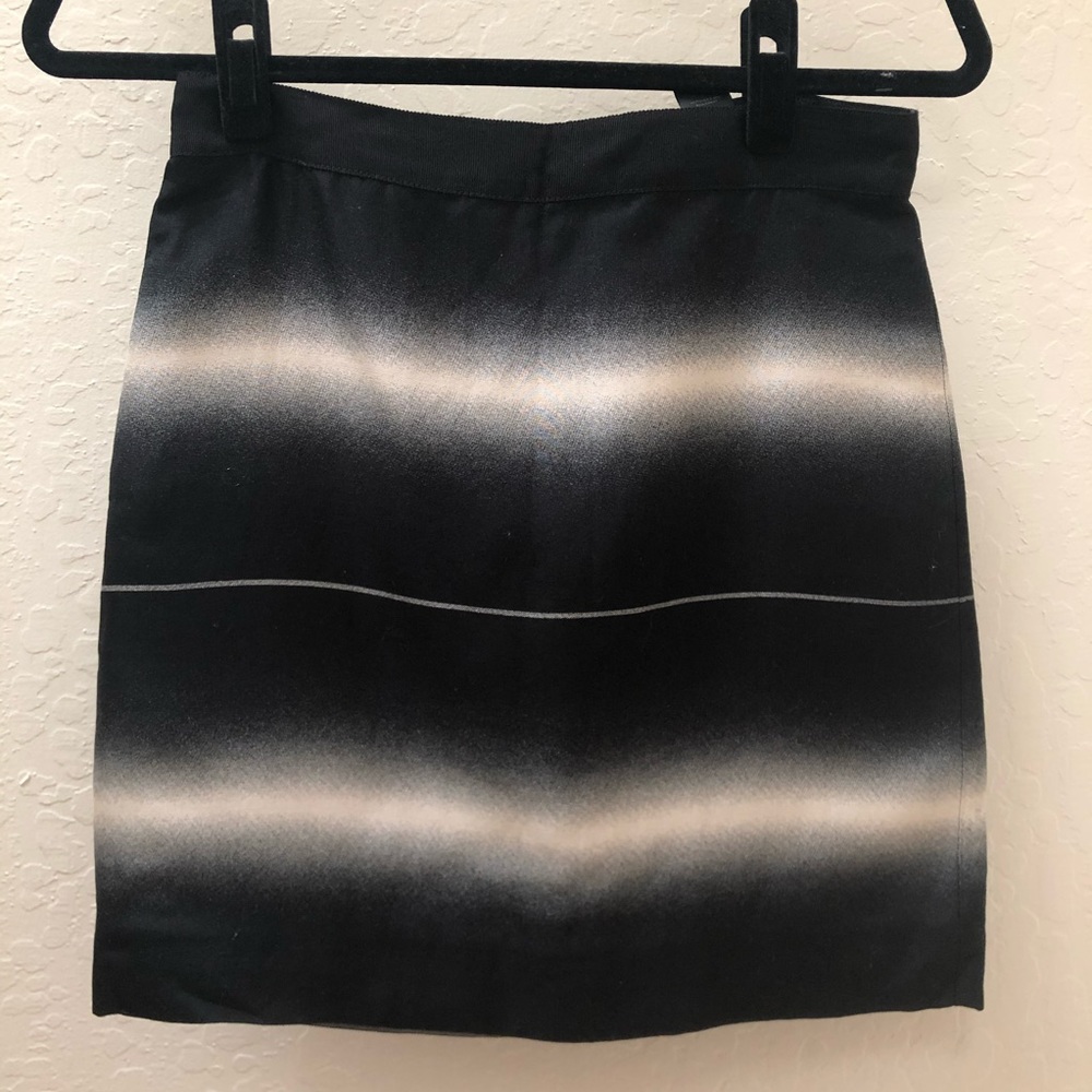 MARC BY MARC JACOBS Lida Skirt size 0 oatmeal